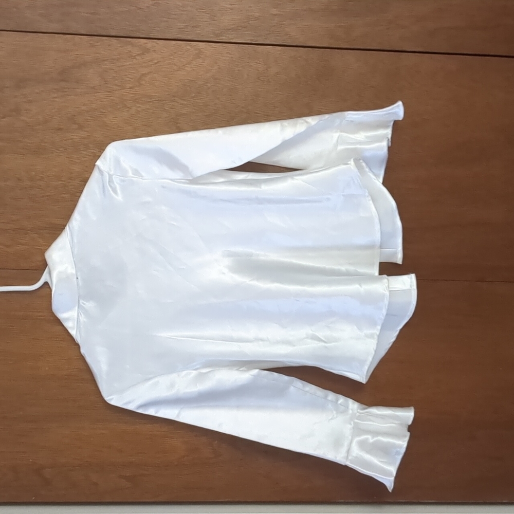 White button down - Picture 2 of 4